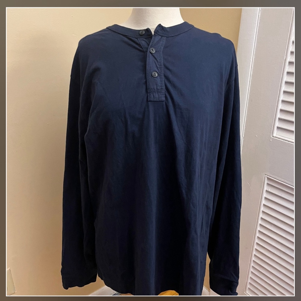 Dockers men’s long sleeve casual shirts. Navy blue. Size XXL